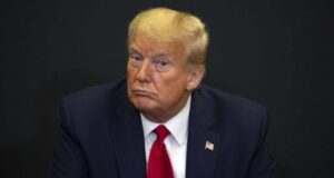 Trump blasts Russia over invasion, hints at 2024 run Illinois, Trump