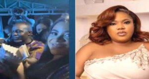 Nkechi Blessing ‘sprays’ naira notes at Toyin Abraham’s movie premiere