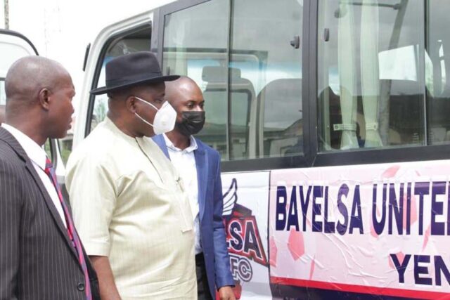 Gov Diri splashes N14m on Bayelsa Utd, redeems bus pledge