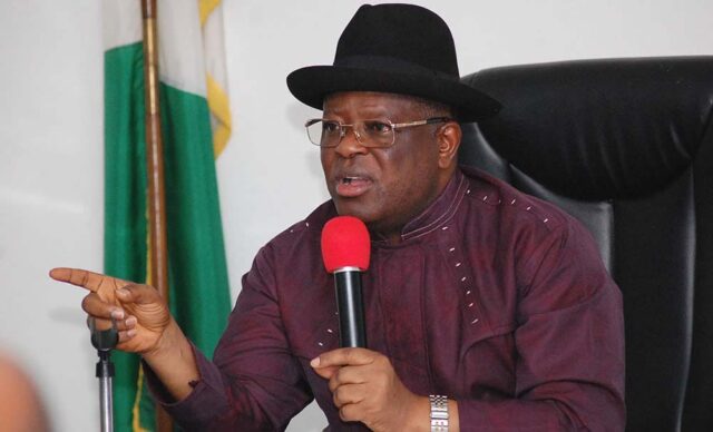 ‘Contractors must accept FG’s policies’: Umahi denies rift with Julius Berger Journalists, Minister