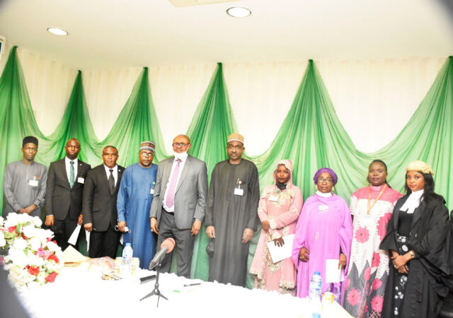 State House staff take Oath of Secrecy