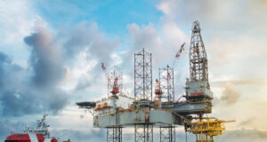 Pirates attack Bayelsa oil facilities, kill 3, abduct 7 workers oil field
