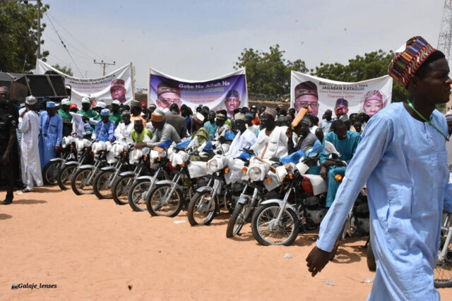 Bauchi empowers 1,000 women, youths with N99m cash, items