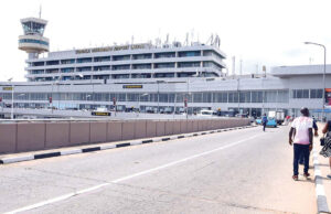 FG moves to avert aviation workers’ strike Lagos airport