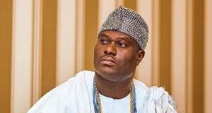 Adeleke promises to provide private jet for my use, Ooni admits Ooni