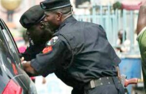Four policemen detained for extorting N25,000 from travellers