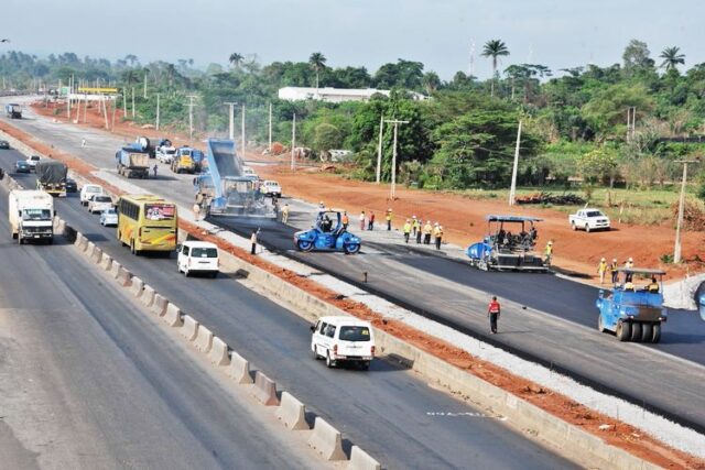 NNPC to fund Lagos-Badagry Expressway, 20 other road projects with N621.2bn Christmas, Lagos-Ibadan expressway