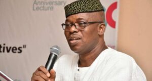 2022: Oni escapes assassination as thugs attack SDP secretariat in Ekiti Segun Oni