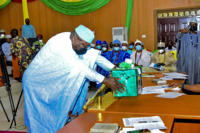 Fayemi presents N100.7bn 2022 budget to Ekiti Assembly