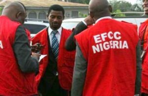 Naira depreciation: EFCC operatives storm BDC market in Kano Urban Radio, Sokoto students, EFCC