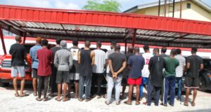 EFCC nabs 40 internet fraudsters, seizes 9 vehicles, 40 phones, 11 laptops