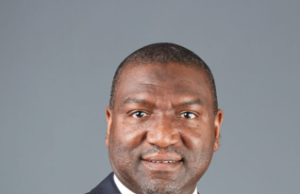 Buhari, Ganduje condole with Dangote over brother’s death