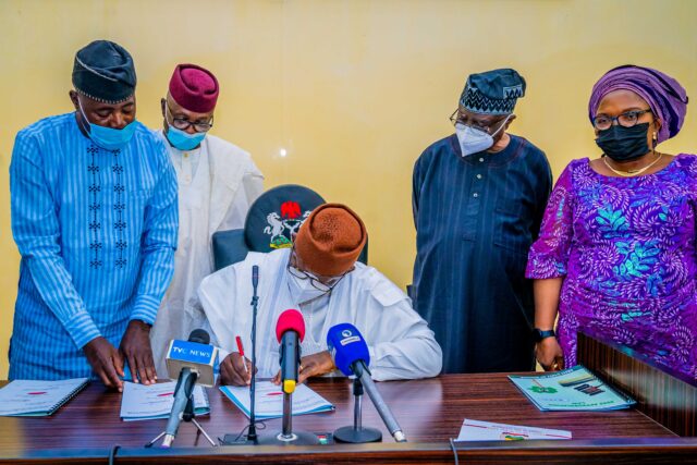 2022: Fayemi signs N100.7bn Appropriation law