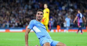 Torres tests positive for COVID-19 hours after unveiling by Barcelona