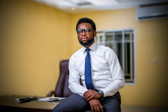 Police free journalist, Fisayo Soyombo, after 10 hours in custody