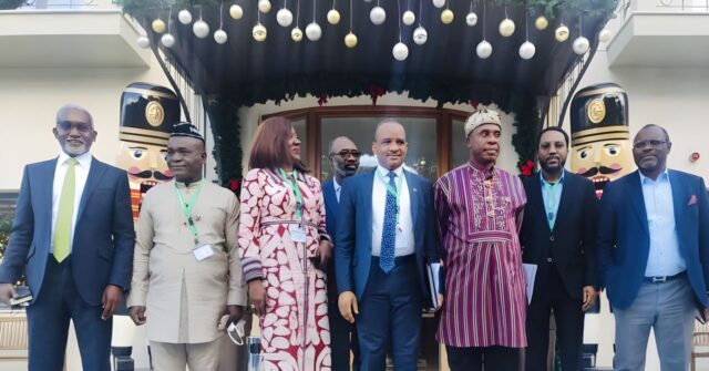 Nigeria engages Greek investors on investment in transport sector