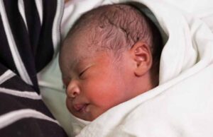 Mother of five sells her newborn baby for N400,000 Lagos road, Sniper, Police, Baby