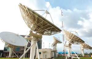 Governors review proposed privatisation of 10 NIPPs, NigComSat