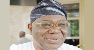 Ex-Interim President, Ernest Shonekan, dies at 85 Shonekan