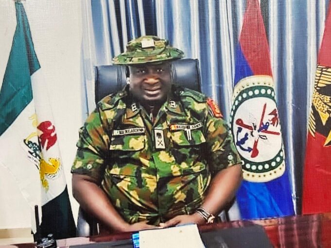 Fake army general, Army General