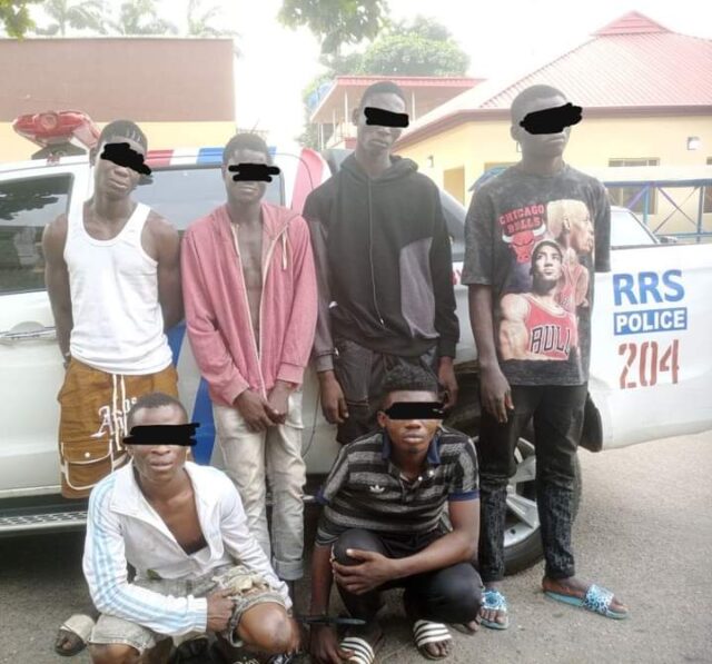 RRS arrests 4 ex-convicts, 2 others for robbing accident victims in Lagos