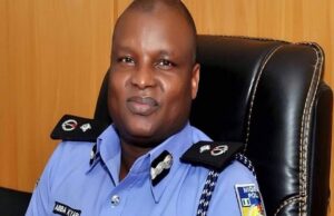 VIDEO: Abba Kyari caught on camera bribing NDLEA officer $61,400 Drug deal, Kuje prison, Abba, Bail, N4.2bn, Abba Kyari, Abba Kyari wanted