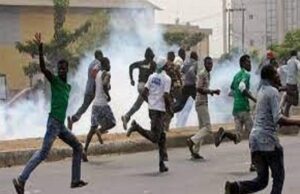 Angry youths attack voters, journalists in Ibadan Angry youths, Hoodlums, Cult, Two NURTW factions