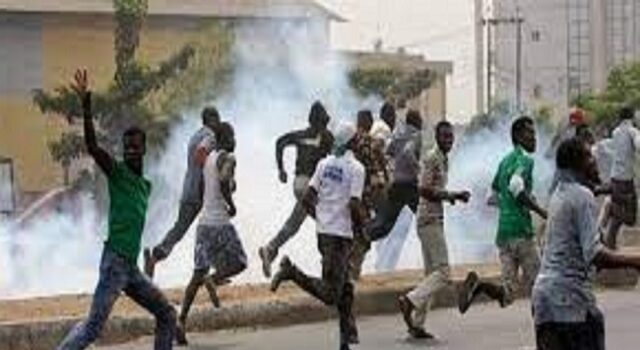 Hoodlums disrupt Wike-backed PDP congress in Oyo Angry youths, Hoodlums, Cult, Two NURTW factions