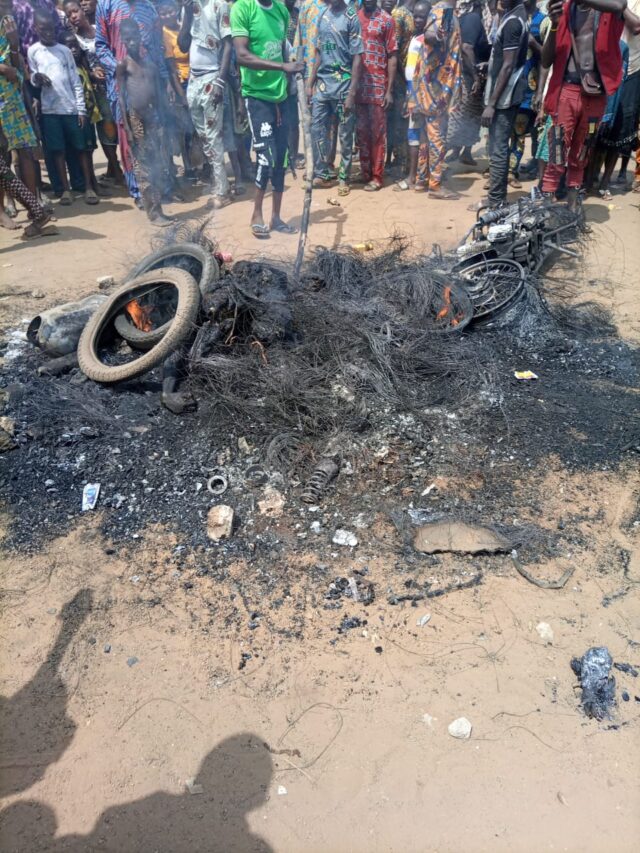 Mob set ablaze ritualists caught with fresh human head