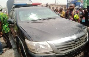 Robbers attack bullion van, cart away cash in Ibadan Robbers