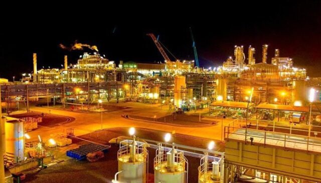 Buhari inaugurates $2.5bn Dangote Fertiliser Plant in Lagos Dangote Fertiliser Plant
