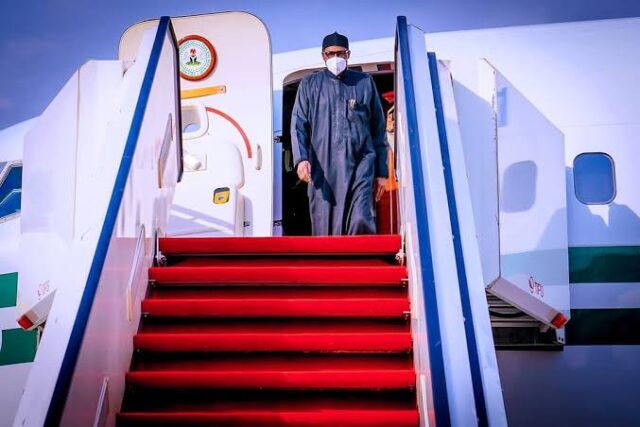 Buhari shelves London’s trip, returns to Abuja London, Buhari