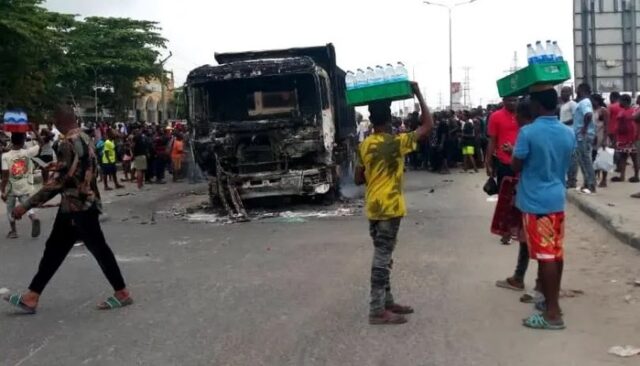 Truck crushes three in Lagos Truck
