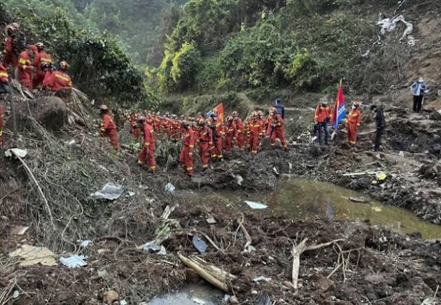 Search at China plane crash site suspended Second black box, China