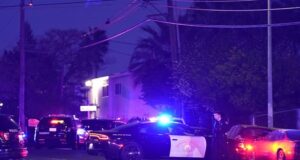 Man kills self, 3 daughters, 1 other in California church New York, Immigration