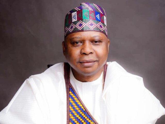 Court frees Jonathan’s ex-minister of N715m fraud charge