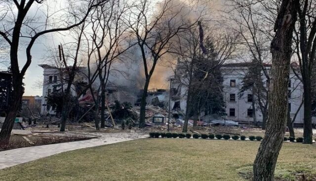 Russian troops bomb Ukrainian theatre housing civilians Ukrainian theatre