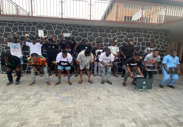 EFCC arrests 33 suspected internet fraudsters 33 suspected internet fraudsters