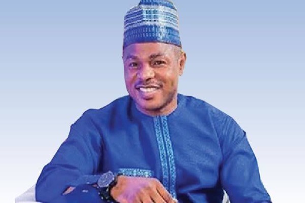 Yinka Ayefele Radio station, Ayefele