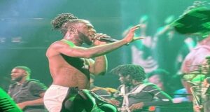 Female fans throw brassieres at Burna Boy on stage Brassieres
