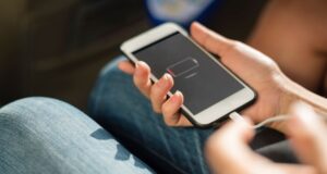 Teenager charging iPhone electrocuted iPhone