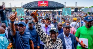 Tinubu to APC youths: You can change Nigeria for better APC youths, Tinubu