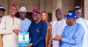 2023: Sanwo-Olu picks APC governorship forms Sanwo-Olu