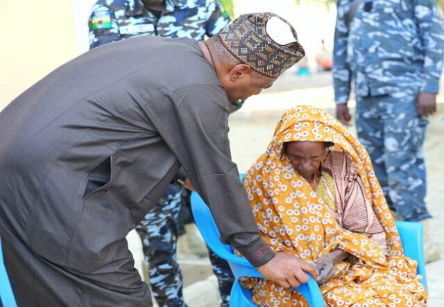 Ramadan: Zulum visits hometown, shares N76m cash, food Zulum