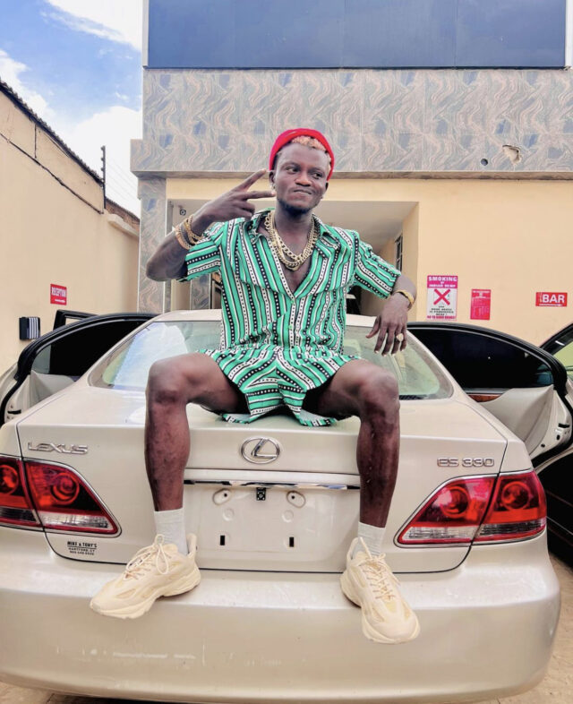 Singer Portable buys new car Portable