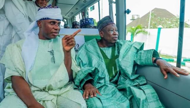 Drama as Ganduje fails to endorse Amaechi