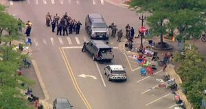 6 killed, many injured in U.S. Independence Day parade shooting Shooting