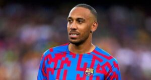 Armed robbers attack Barcelona striker Aubameyang Aubameyang