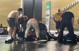 Author of ‘Satanic Verses’, Rushdie, stabbed on stage in U.S.