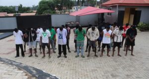 EFCC arrests 29 suspected internet fraudsters in Ibadan